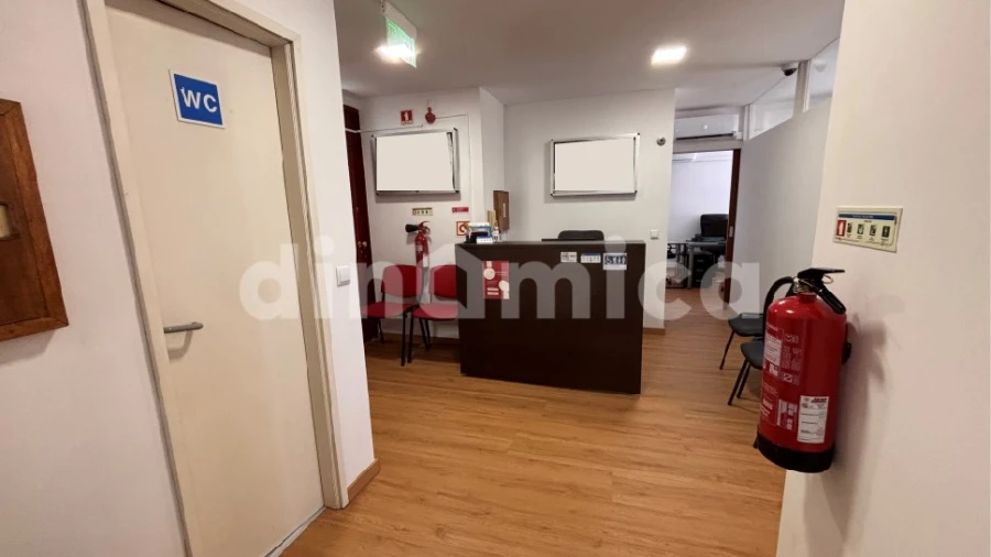 Escritório para Arrendamento em Vila Nova de Famalicão e Calendário Foto 8