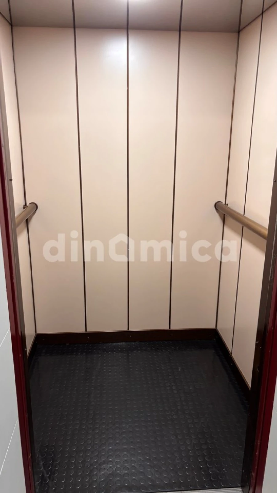 Escritório para Arrendamento em Vila Nova de Famalicão e Calendário Foto 3