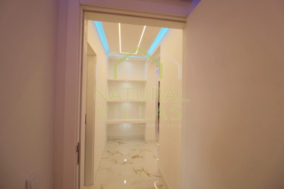 Apartamento T2 para Venda em Quarteira Foto 8