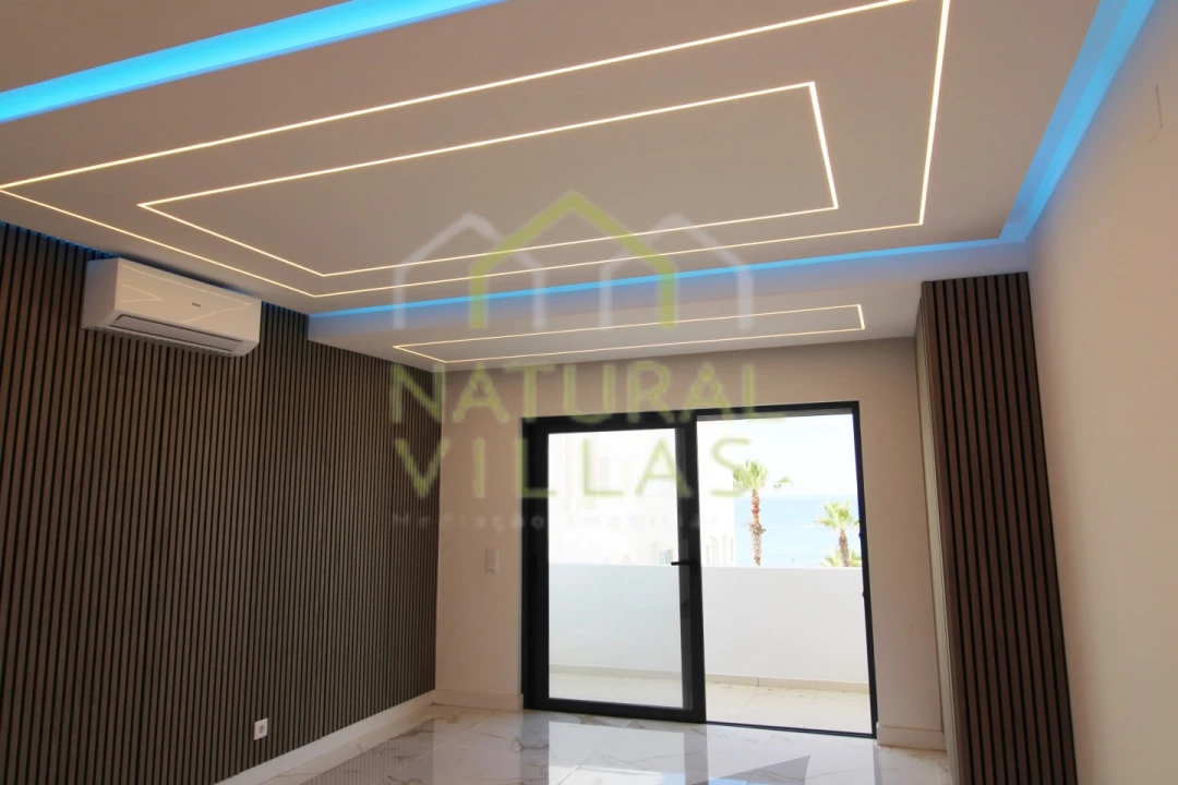 Apartamento T2 para Venda em Quarteira Foto 9