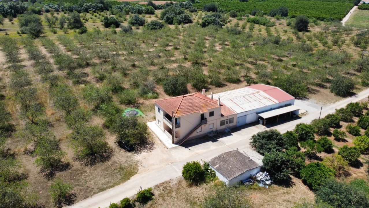 Moradia T4 para Venda em Tavira (Santa Maria e Santiago) Foto 1