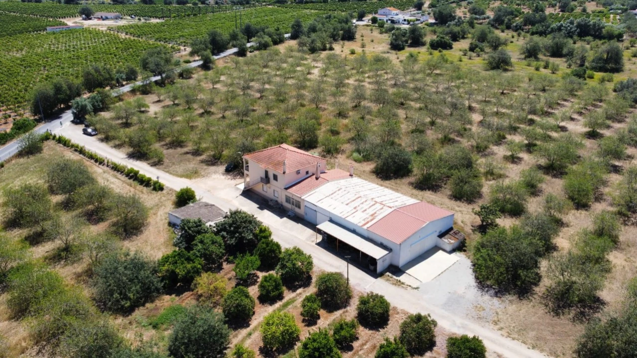 Moradia T4 para Venda em Tavira (Santa Maria e Santiago) Foto 3