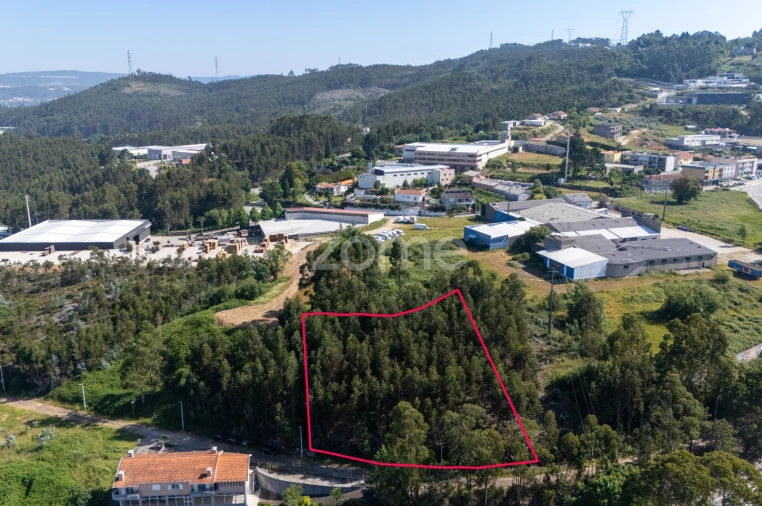 Terreno para Venda em Vandoma