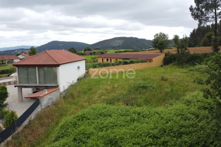 Terreno para Venda em Escariz (São Mamede) e Escariz (São Martinho) Foto 2
