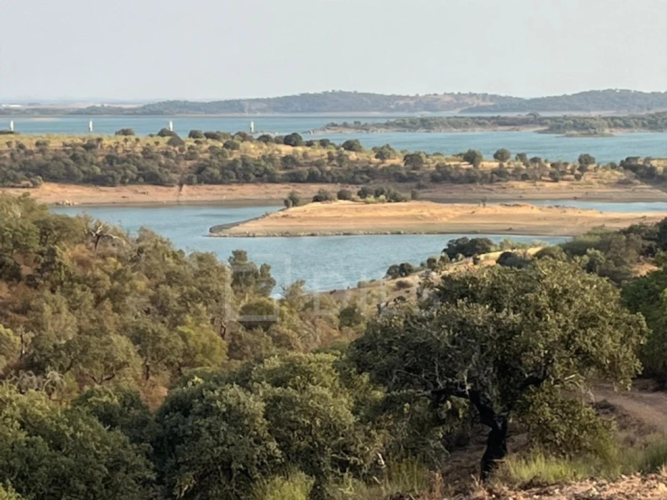 Terreno para Venda em Corval Foto 4
