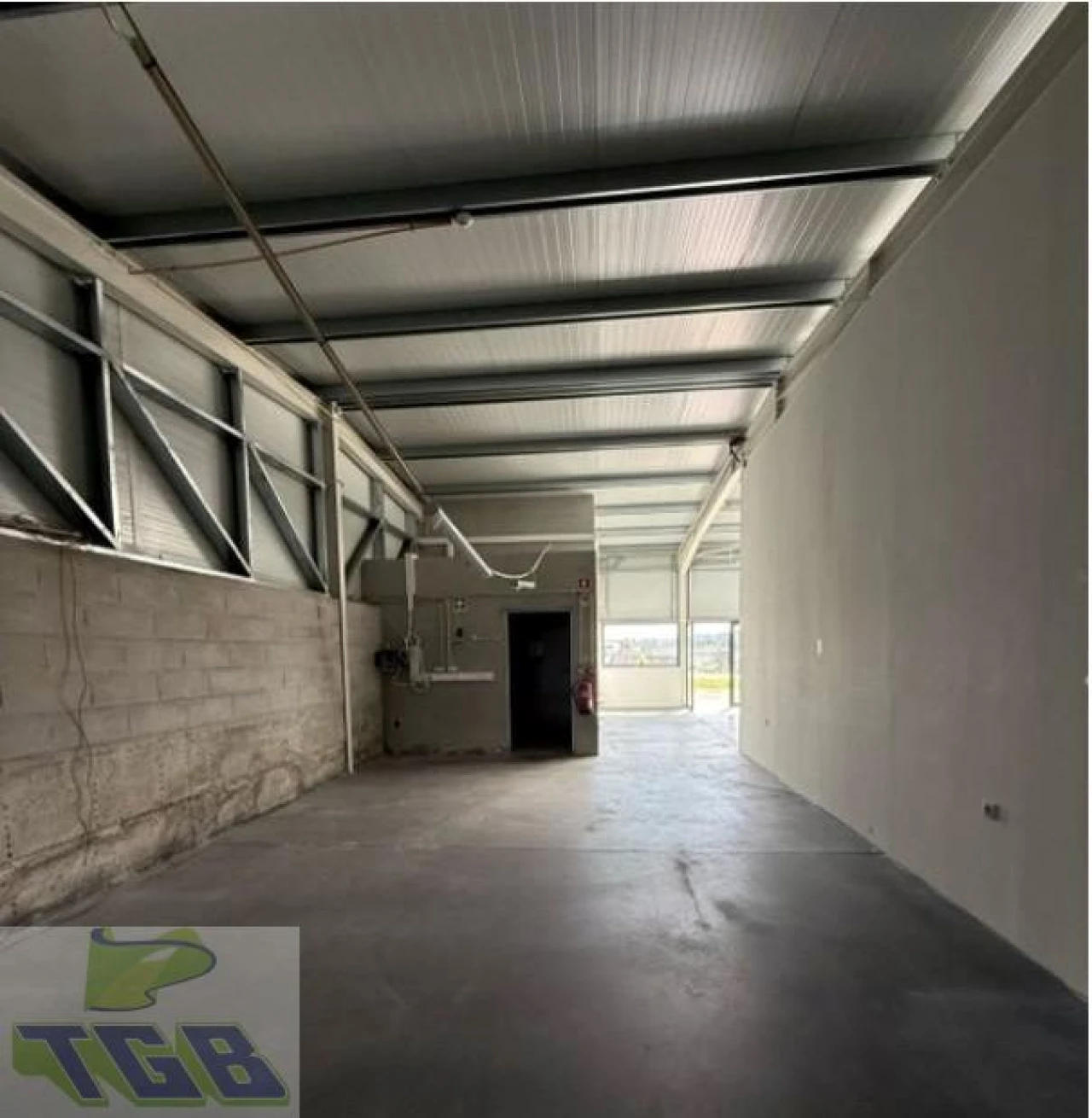 Armazém para Venda em Vila Franca das Naves e Feital Foto 6