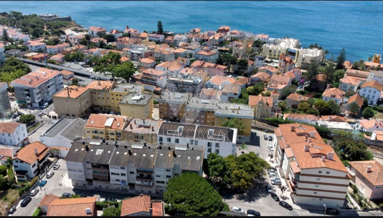 Apartamento T4 para Venda em Cascais e Estoril Foto 1
