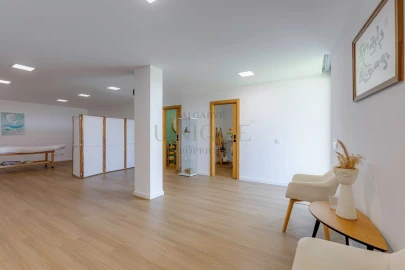 Moradia T6 para Venda em Lagos (São Sebastião e Santa Maria)