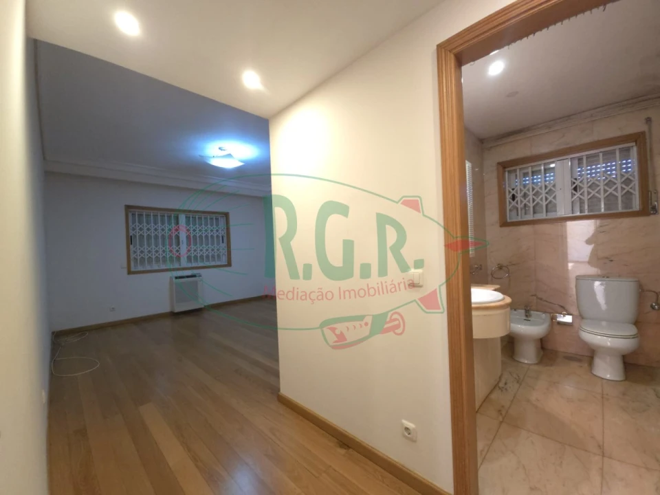 Moradia T3 para Venda em Gondomar (São Cosme), Valbom e Jovim Foto 22
