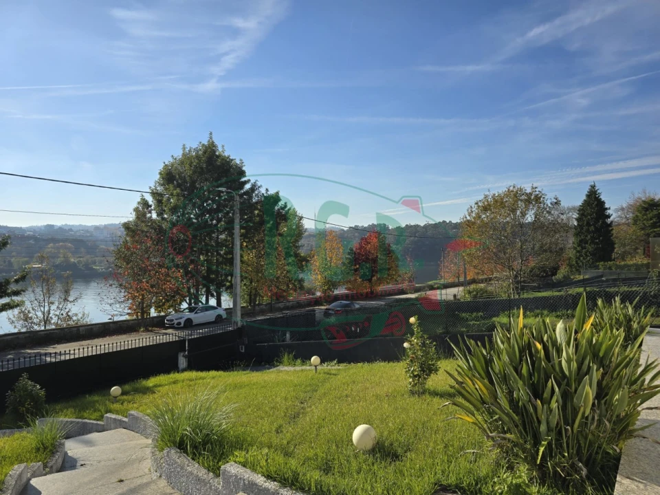 Moradia T3 para Venda em Gondomar (São Cosme), Valbom e Jovim Foto 2