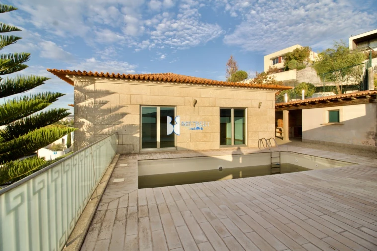 Moradia T3 para Venda em Lomar e Arcos Foto 2