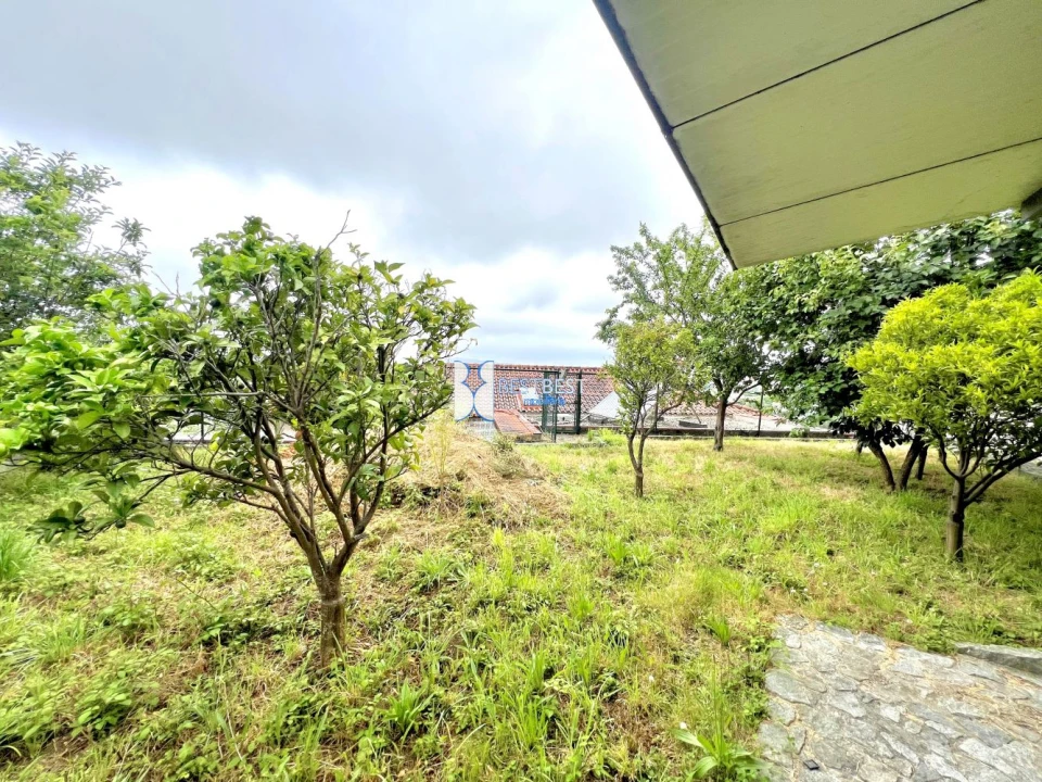 Moradia T3 para Venda em Lomar e Arcos Foto 24