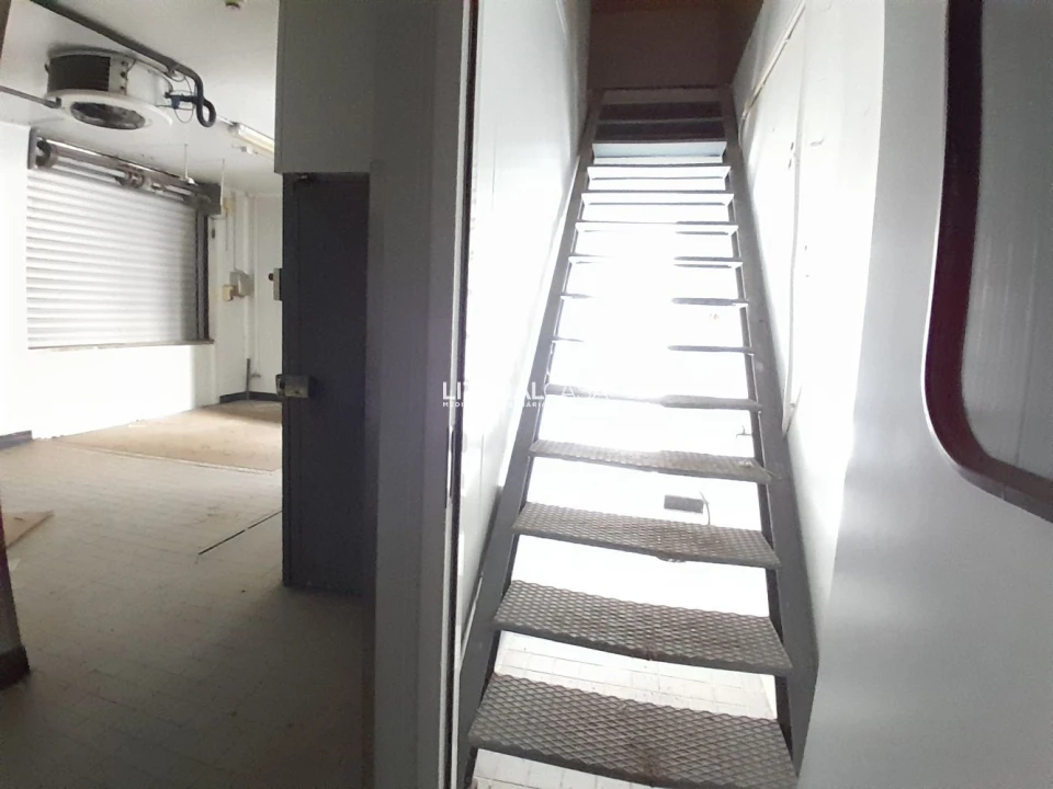 Loja para Venda em Febres Foto 6