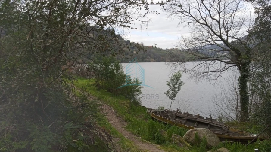 Quinta T5 para Venda em Resende Foto 16