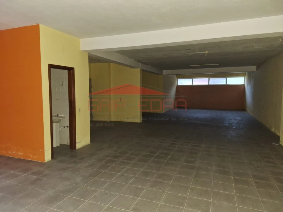 Loja para Venda em Santa Maria de Lamas Foto 5