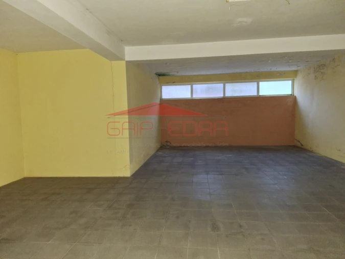 Loja para Venda em Santa Maria de Lamas Foto 4