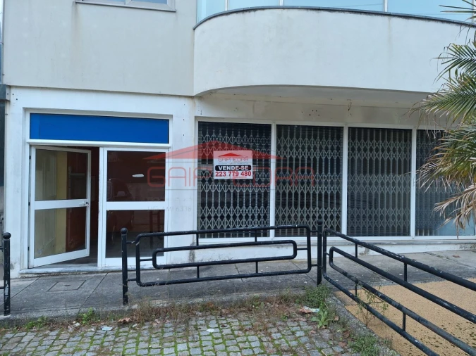 Loja para Venda em Santa Maria de Lamas Foto 8