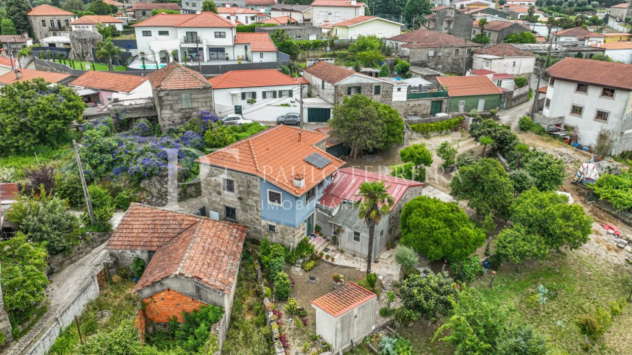 Moradia T3 para Venda em Landim Foto 13