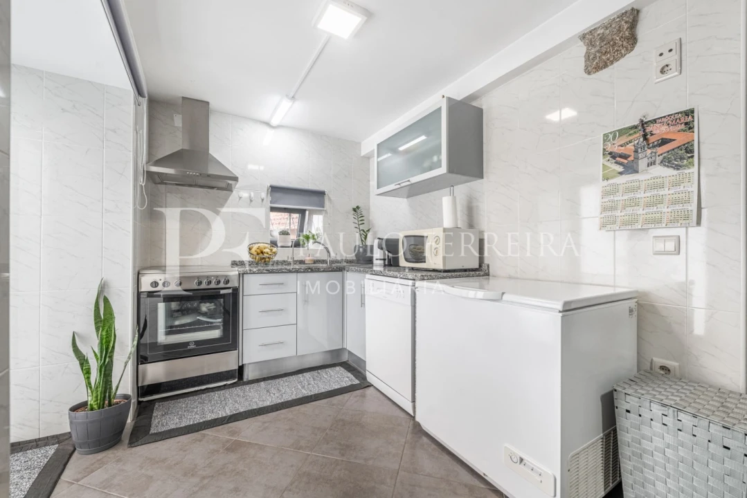 Moradia T3 para Venda em Landim Foto 24