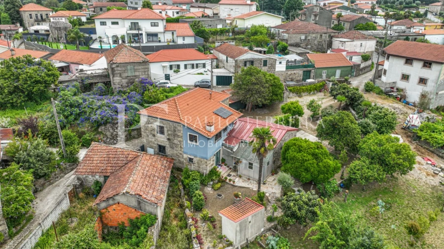 Moradia T3 para Venda em Landim Foto 13