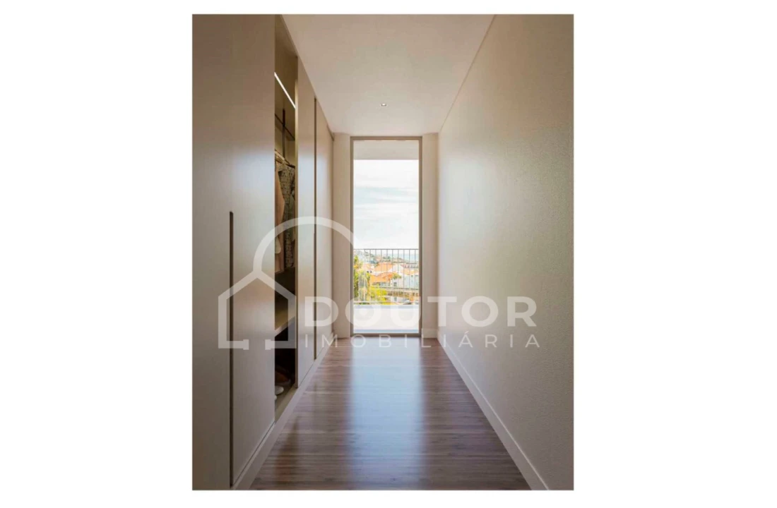 Apartamento T3 para Venda em Funchal (Santa Luzia) Foto 17