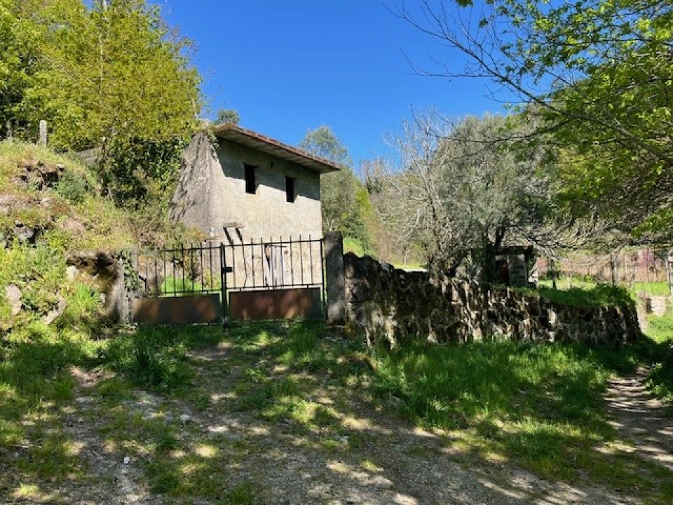 Terreno para Venda em Ponte da Barca, V.N. Muía, Paço Vedro Magalhães Foto 2