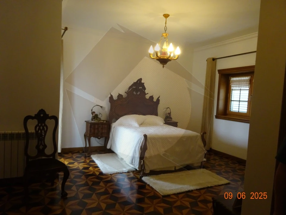 Moradia T5 para Venda em Foz do Sousa e Covelo Foto 13