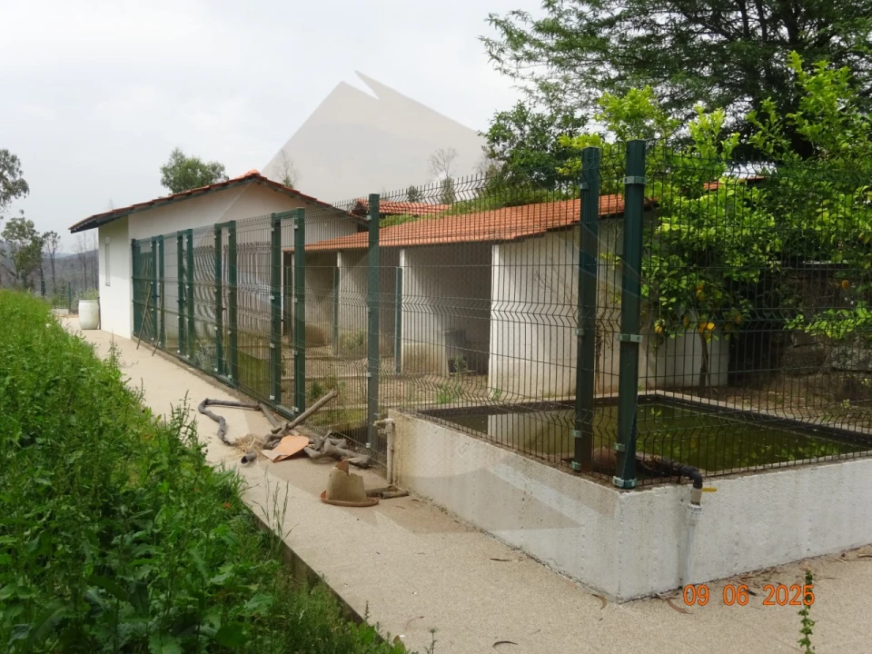 Moradia T5 para Venda em Foz do Sousa e Covelo Foto 19