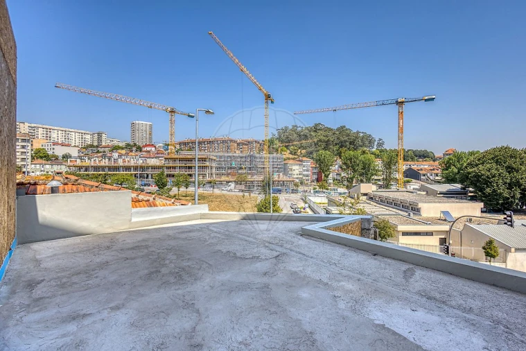 Moradia T3 para Venda em Campanhã Foto 34