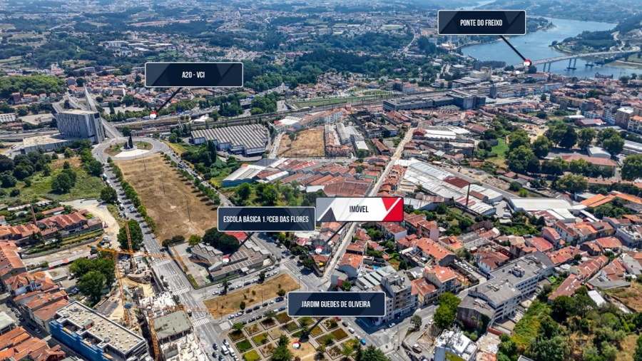 Moradia T3 para Venda em Campanhã Foto 3