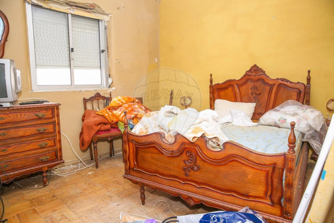 Prédio para Venda em Sacavém e Prior Velho Foto 25