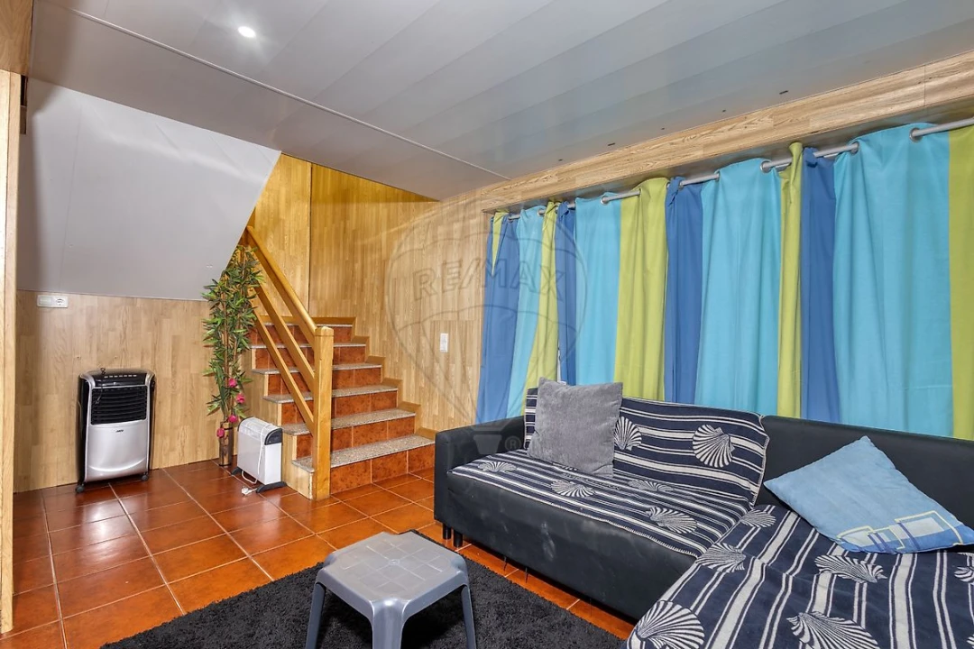 Moradia T4 para Venda em Rio Mau e Arcos Foto 26