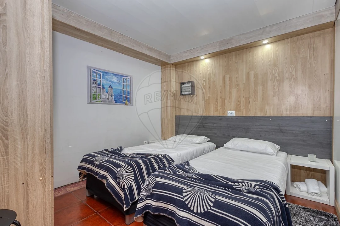 Moradia T4 para Venda em Rio Mau e Arcos Foto 20