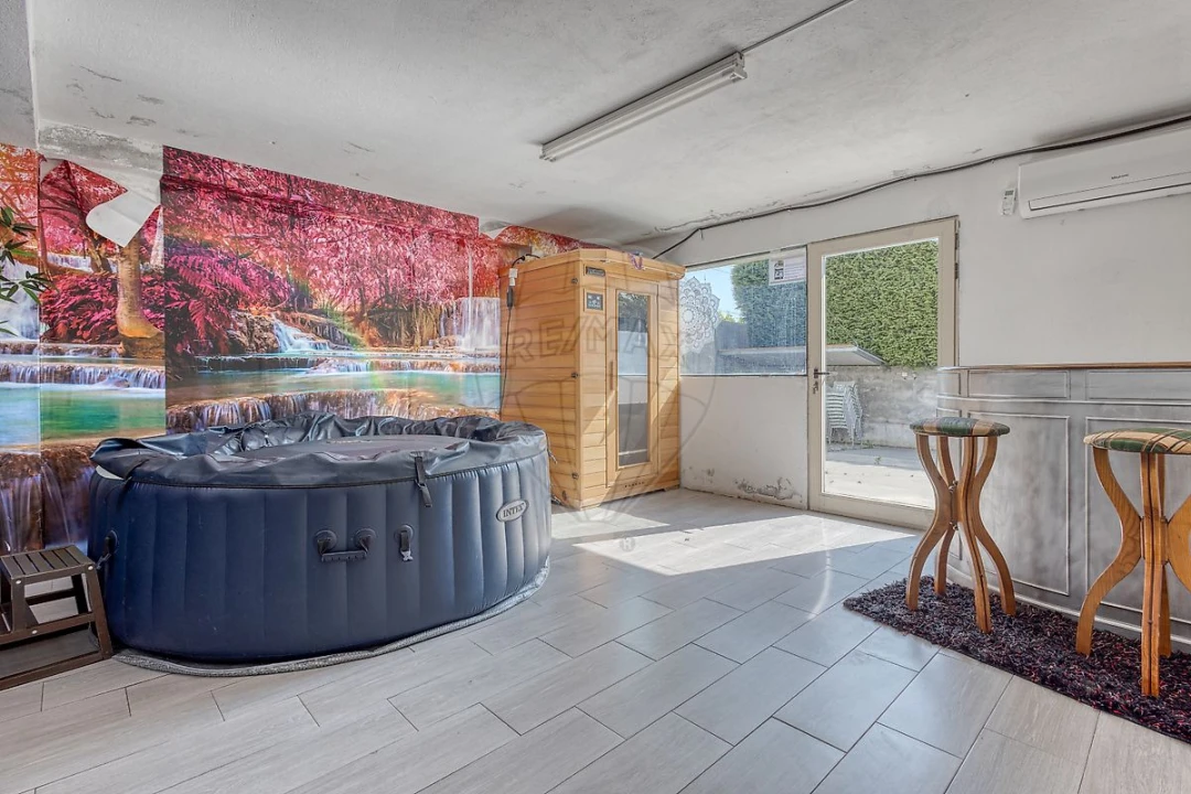 Moradia T4 para Venda em Rio Mau e Arcos Foto 32