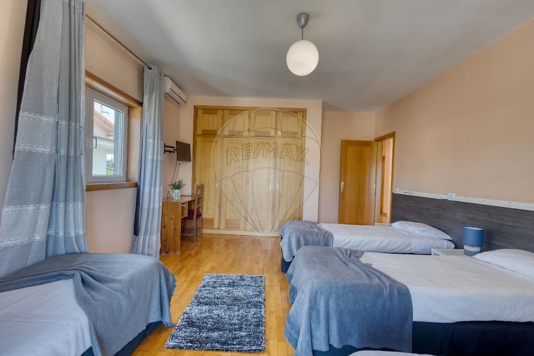 Moradia T4 para Venda em Rio Mau e Arcos Foto 43