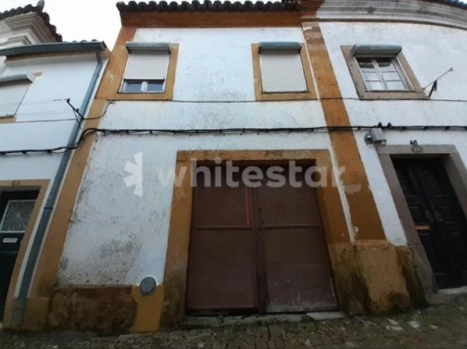 Moradia T1 para Venda em Espírito Santo, Nossa Senhora da Graça e São Simão Foto 1