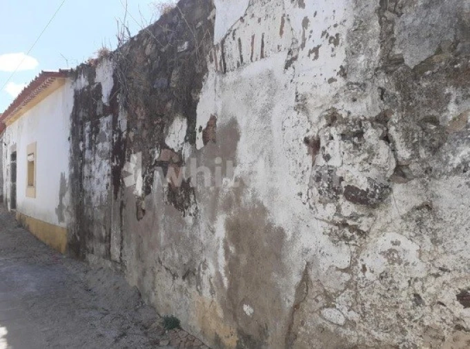 Moradia T1 para Venda em Espírito Santo, Nossa Senhora da Graça e São Simão Foto 2