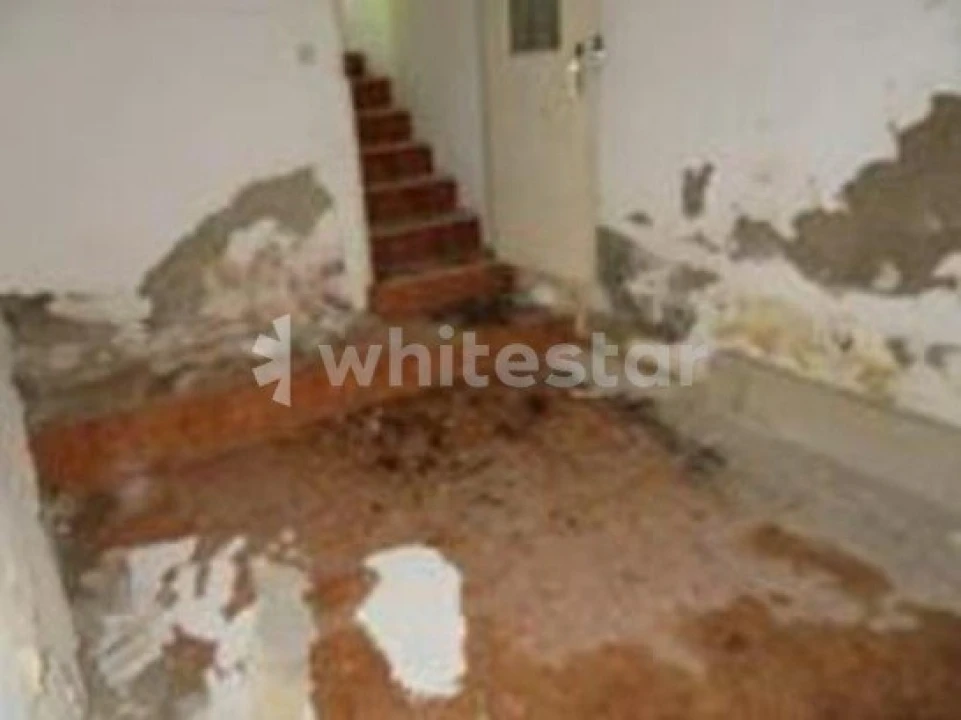 Moradia T4 para Venda em Espírito Santo, Nossa Senhora da Graça e São Simão Foto 2