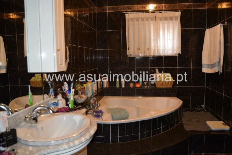 Moradia T5 para Venda em Ferreiros, Prozelo e Besteiros Foto 11