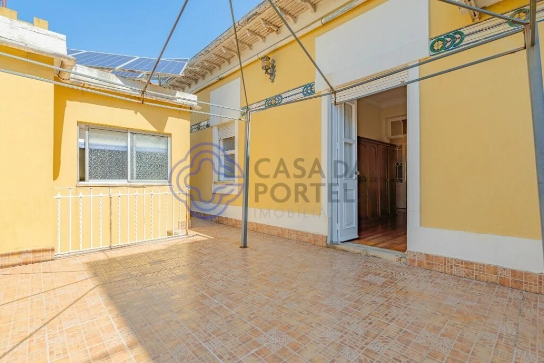 Moradia T5 para Venda em Paranhos Foto 38