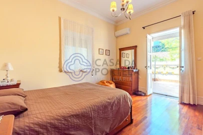Moradia T5 para Venda em Paranhos