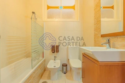 Moradia T5 para Venda em Paranhos