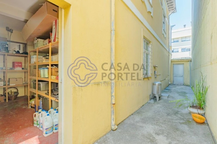 Moradia T5 para Venda em Paranhos Foto 83