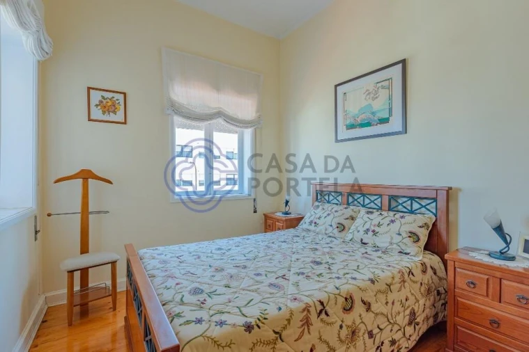 Moradia T5 para Venda em Paranhos Foto 51