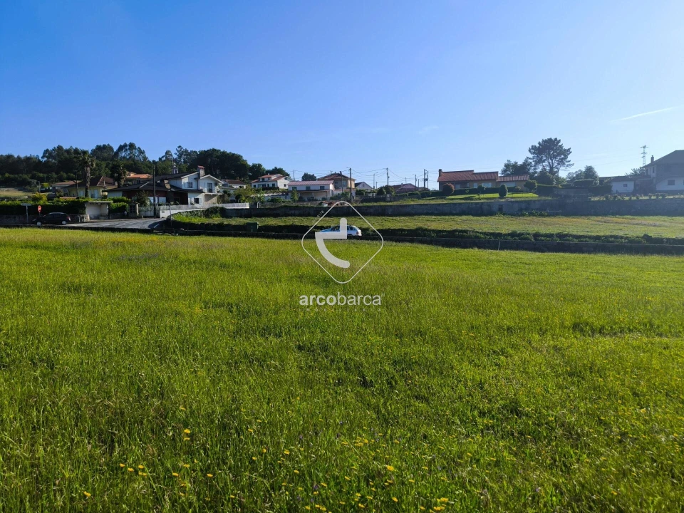 Terreno para Venda em Paredes de Coura e Resende Foto 2