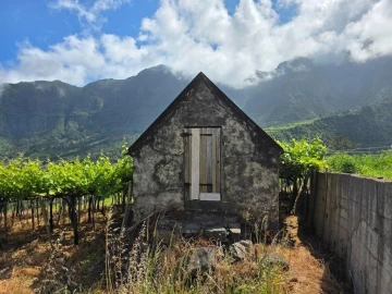 Terreno para Venda em São Vicente