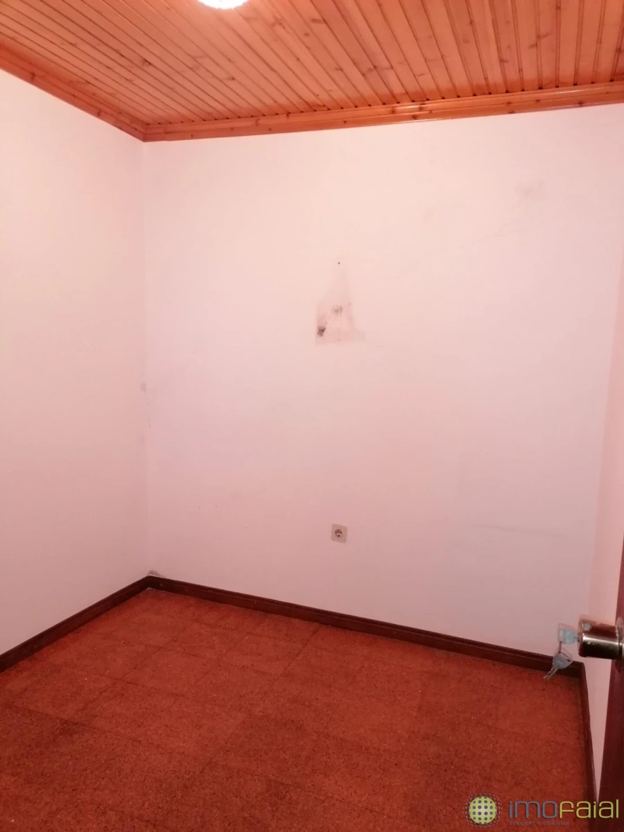 Armazém para Venda em Madalena Foto 11