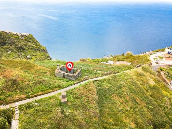 Moradia T2 para Venda em Ribeira Brava Foto 9