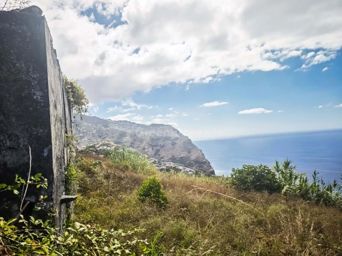 Moradia T2 para Venda em Ribeira Brava Foto 6