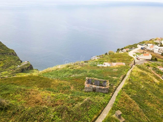 Moradia T2 para Venda em Ribeira Brava Foto 6